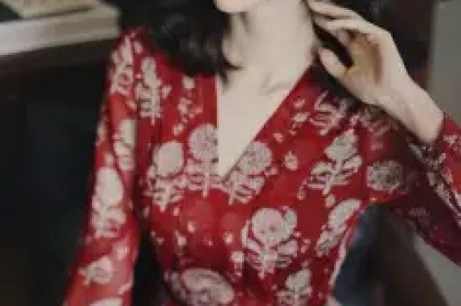 奥特曼幕后花絮大揭秘：皮套演员撞击拍摄真的辛苦-爱奇艺