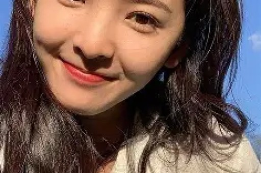 电影《镖人：风起大漠》官方发布花絮：于适拍摄口误把长安说成长沙；吴京调侃：你要去长沙吃小龙虾